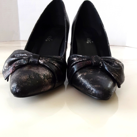 BELLINE BLACK FLORAL BOW METALLIC DRESS SHOE SZ 7 - Picture 4 of 8